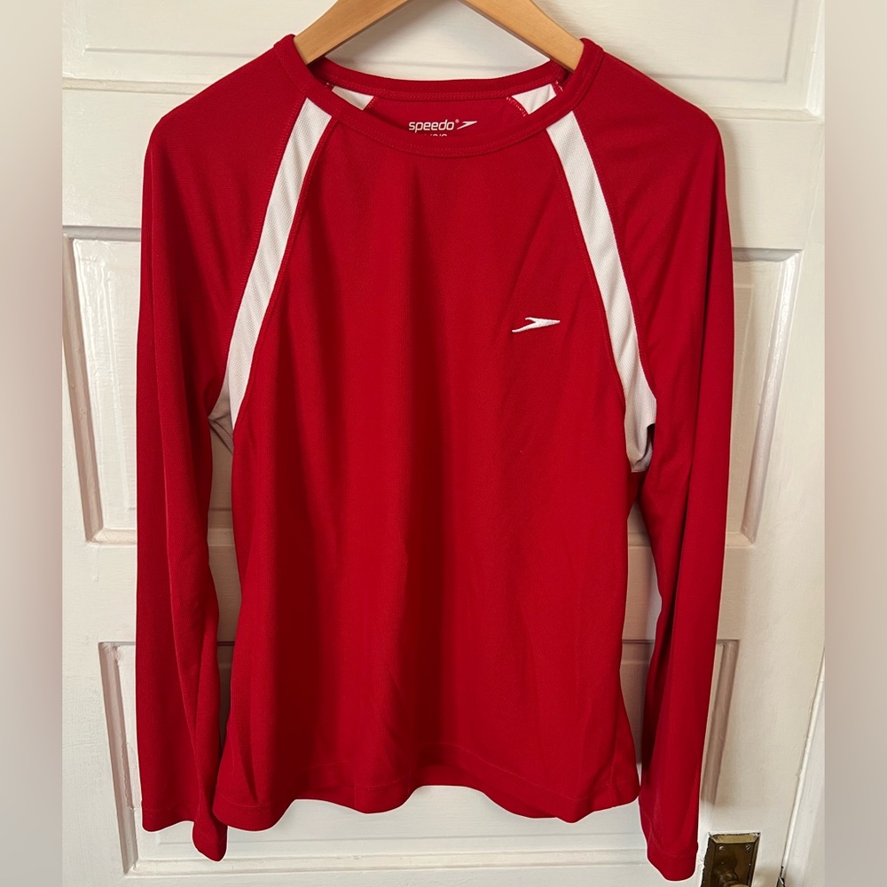 Long sleeve Speedo workout shirt